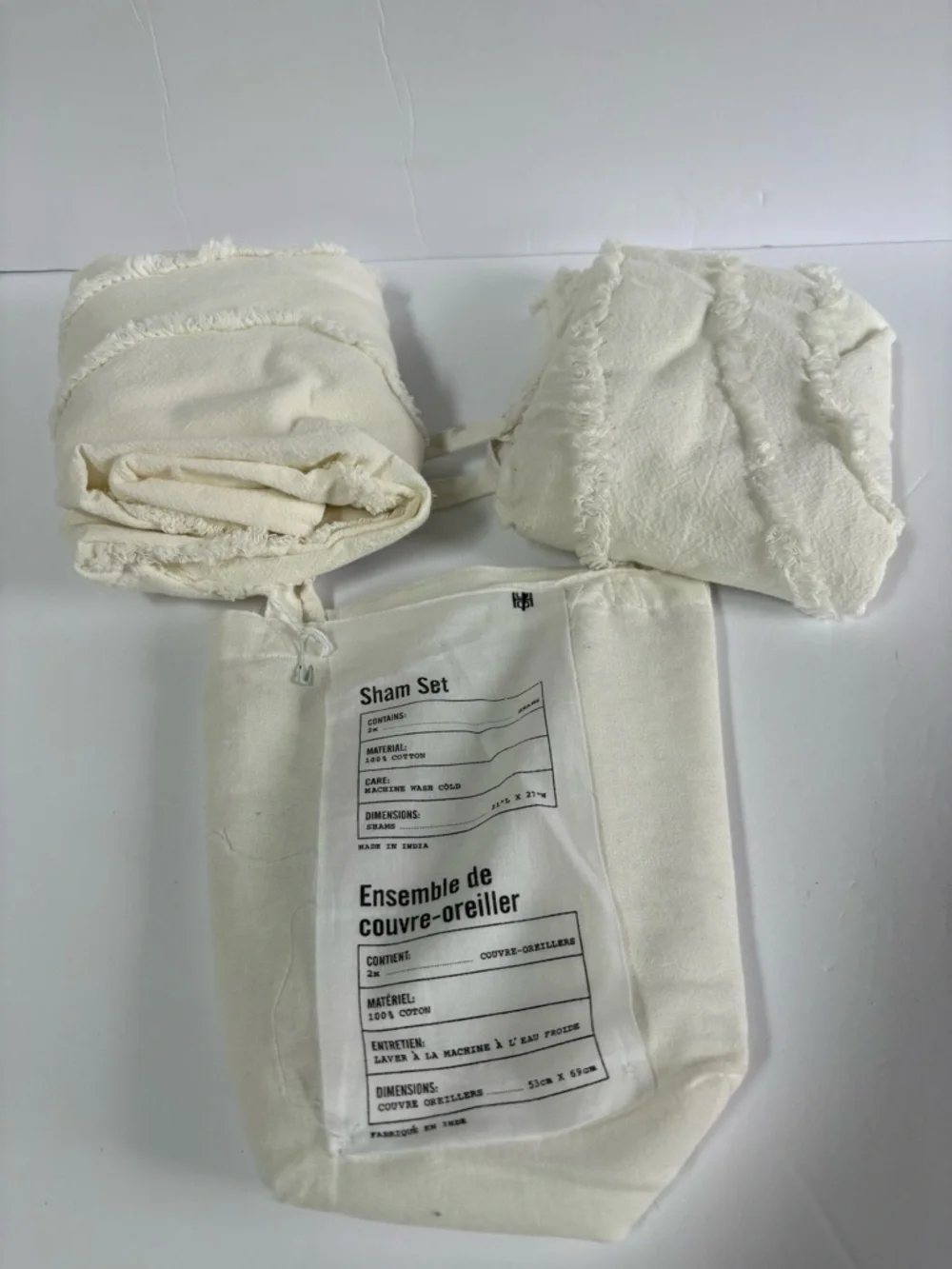 NWT Urban Outfitters Margot Tufted Floral Sham Set